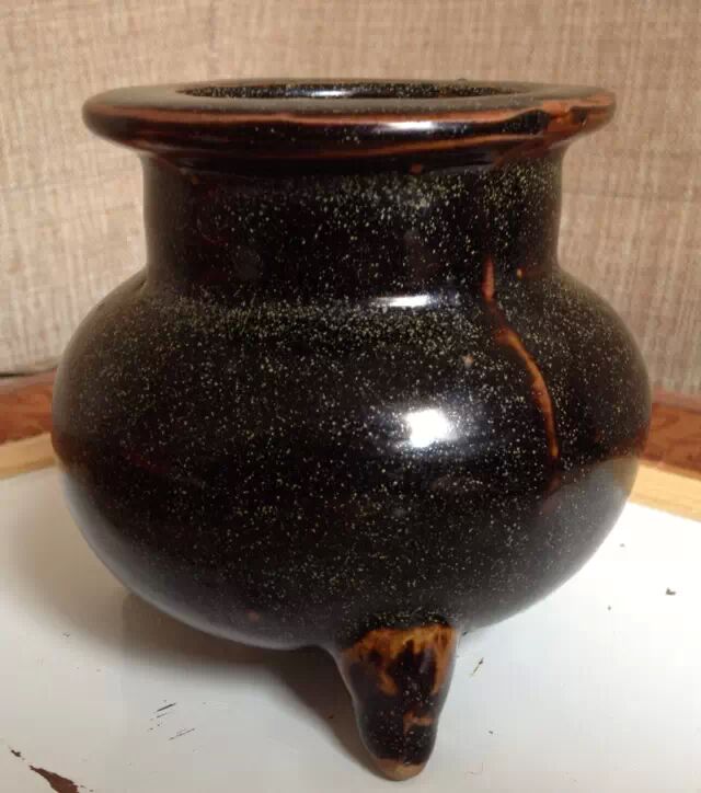 嘉德與保利免費(fèi)鑒定高古瓷圖片 高清細(xì)節(jié)圖與各類(lèi)商品拍賣(mài)指南